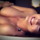 Jaw Dropping Hot Lesbian for Female Lover in Illinois